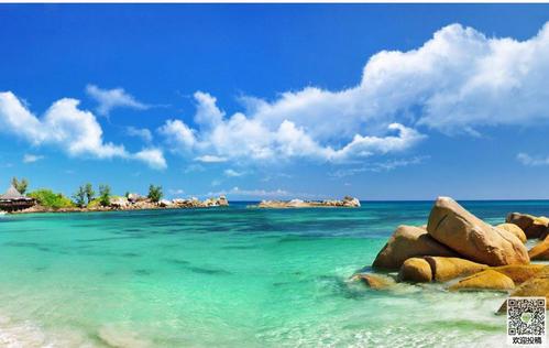 [迅雷下载]2025惊悚剧情《院子里的女人》1080p.HD中字